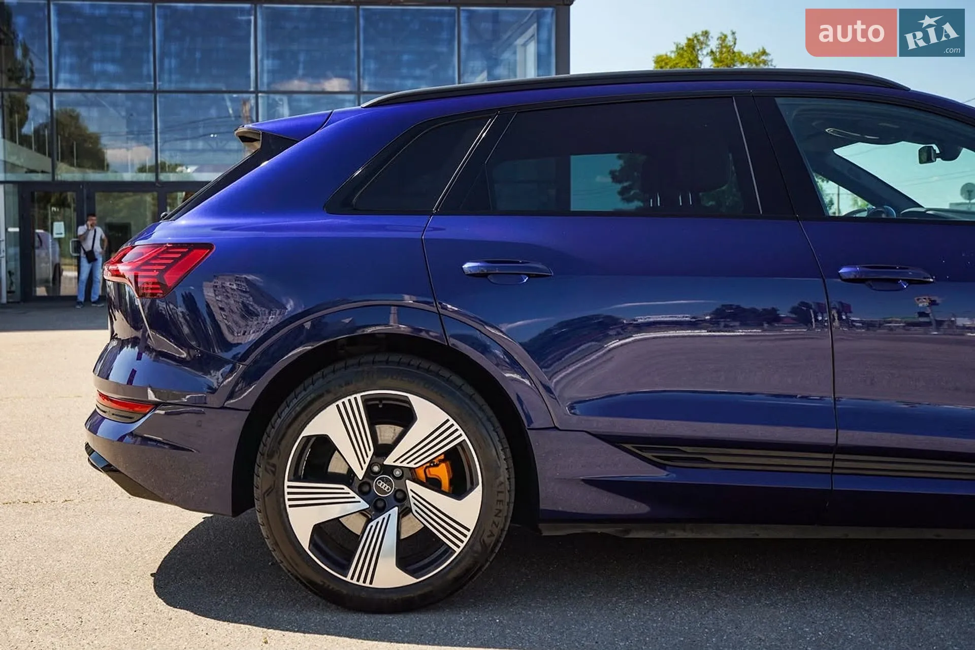 2021 Audi e-tron - мініатюра 10