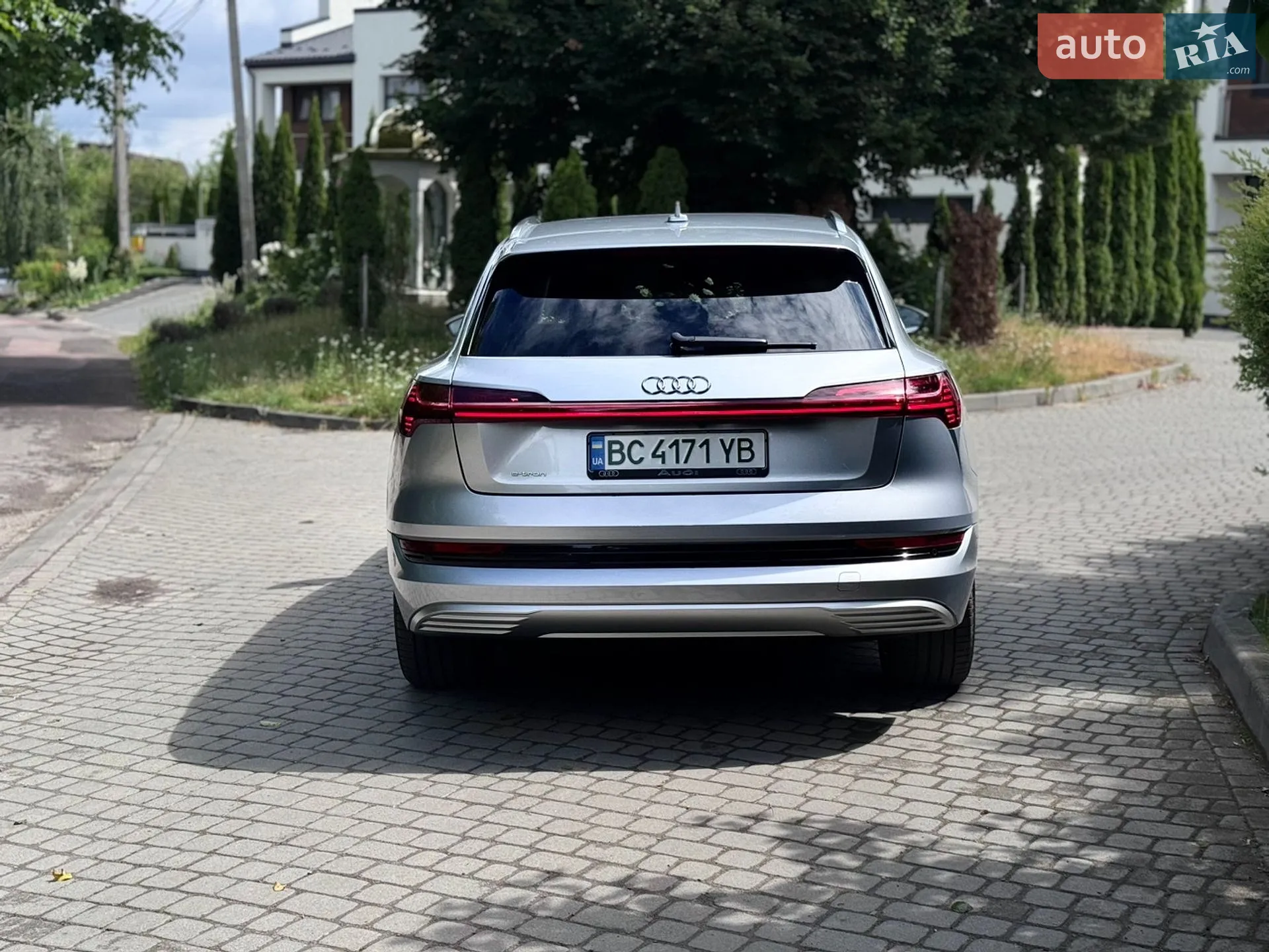 2019 Audi e-tron - мініатюра 10