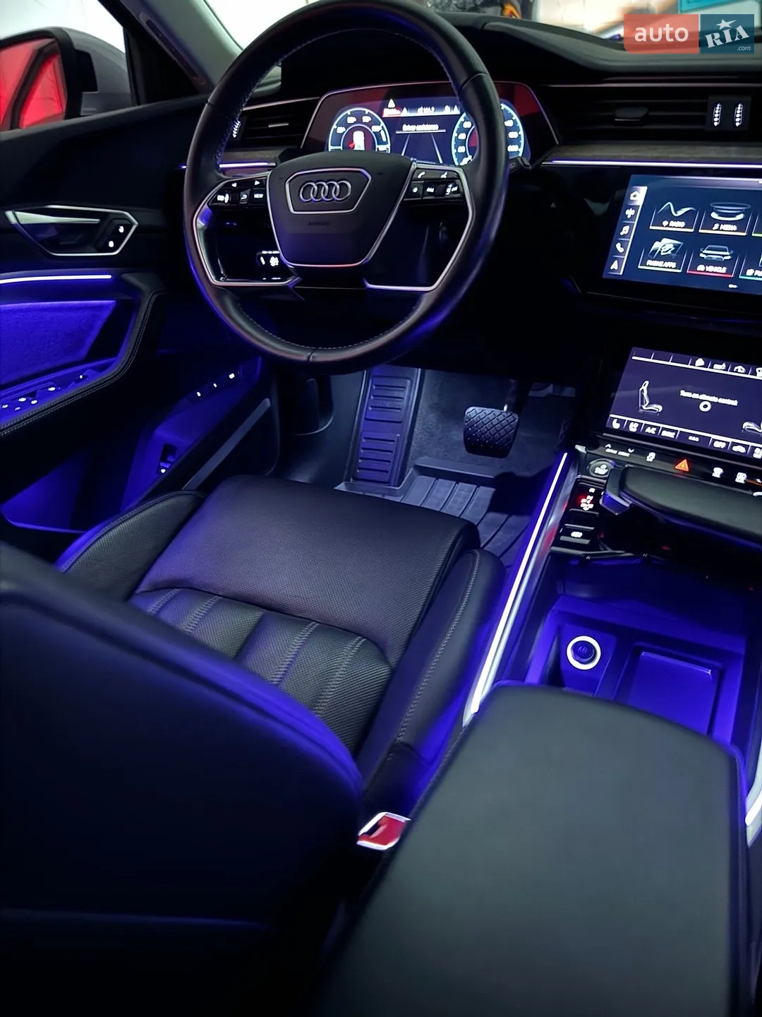 2019 Audi e-tron - мініатюра 36