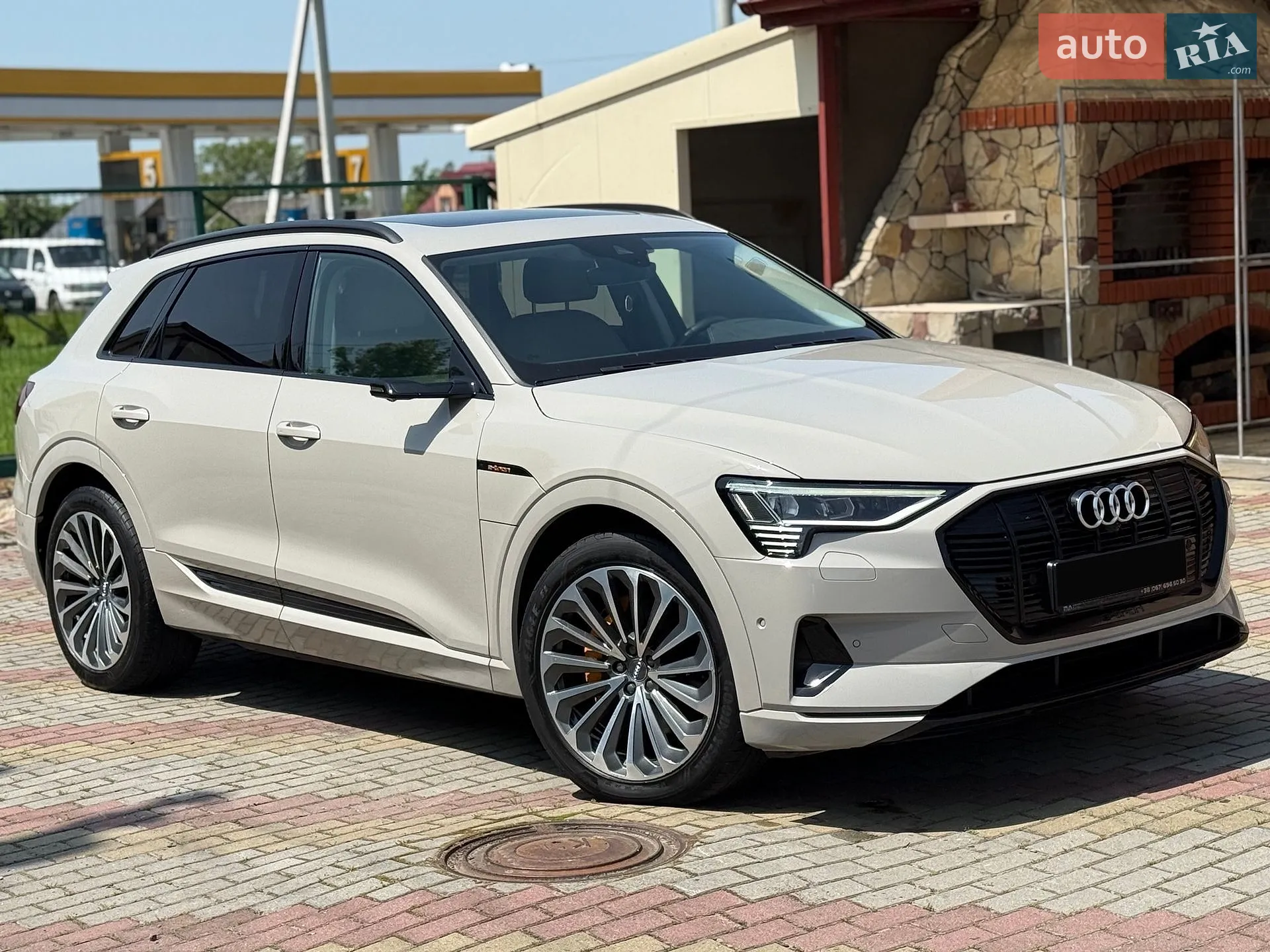 2019 Audi e-tron - мініатюра 17
