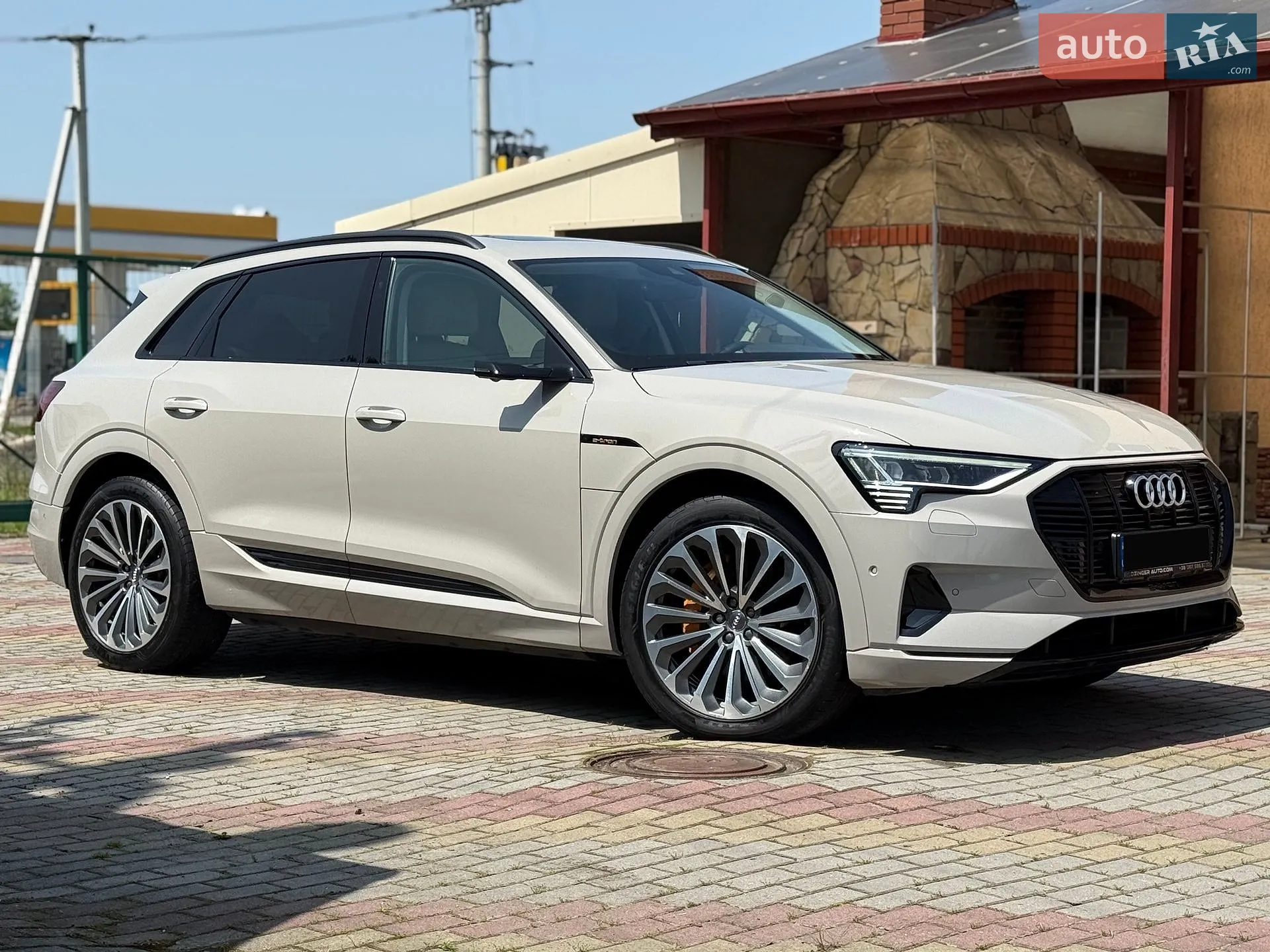 2019 Audi e-tron - мініатюра 19