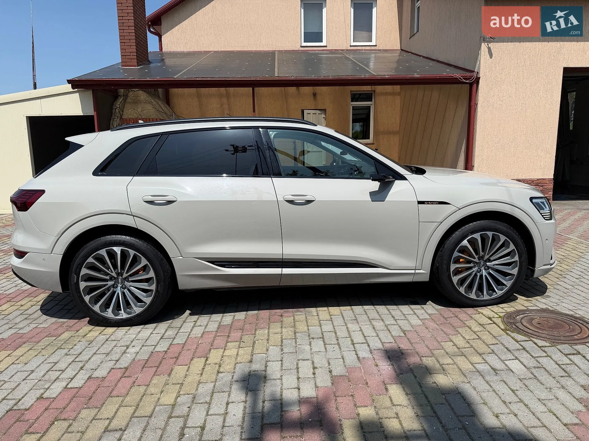 2019 Audi e-tron - мініатюра 24