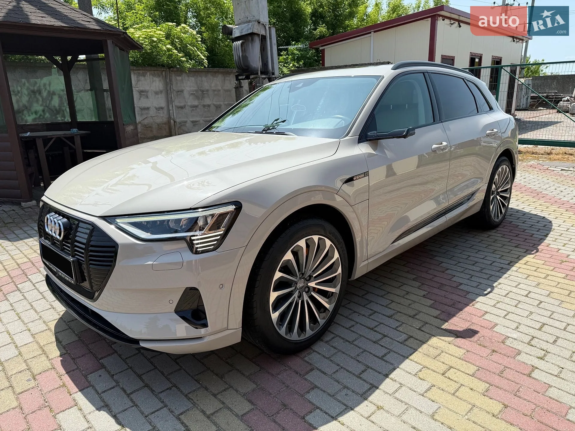 2019 Audi e-tron - мініатюра 26