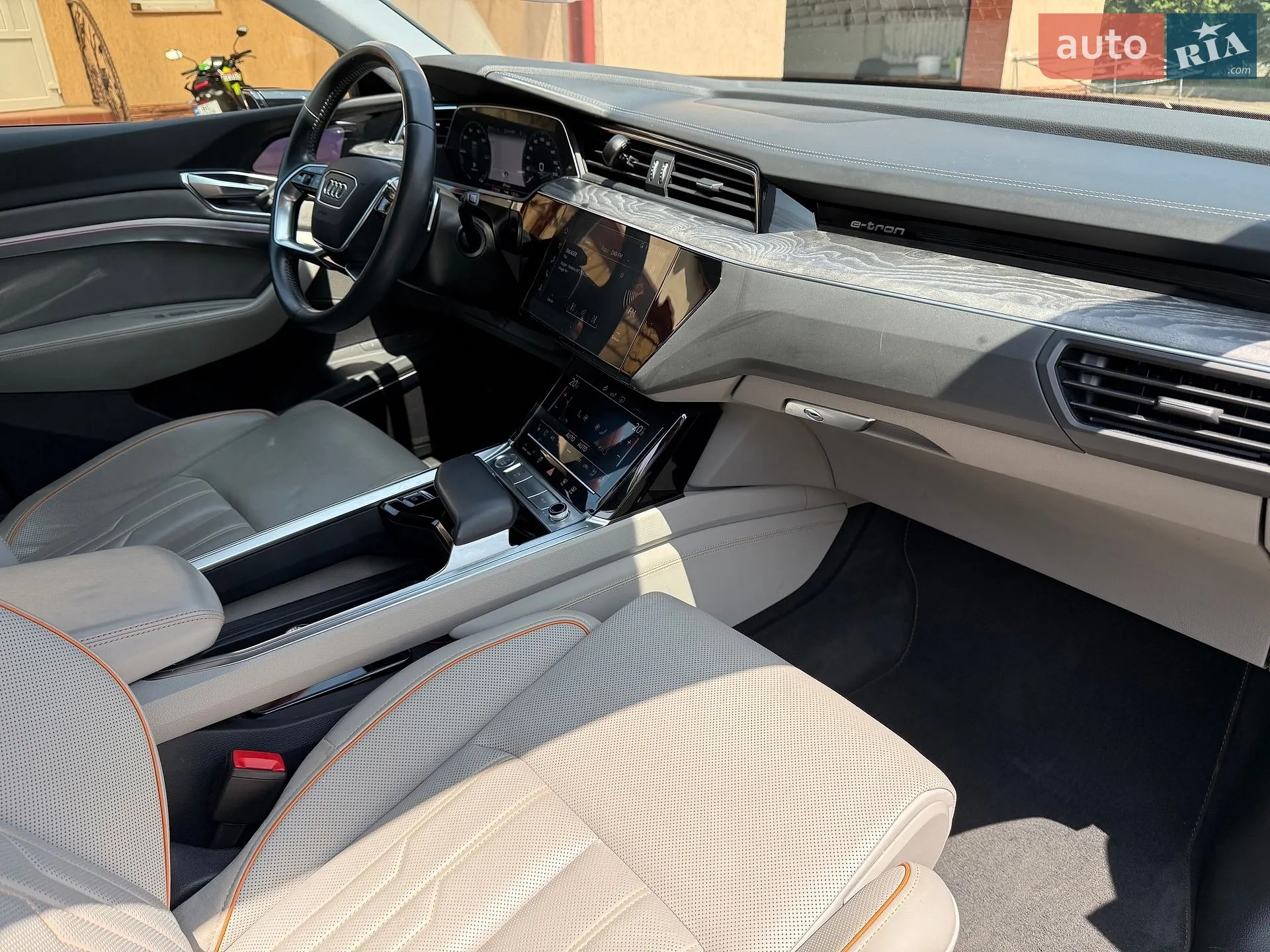 2019 Audi e-tron - мініатюра 30