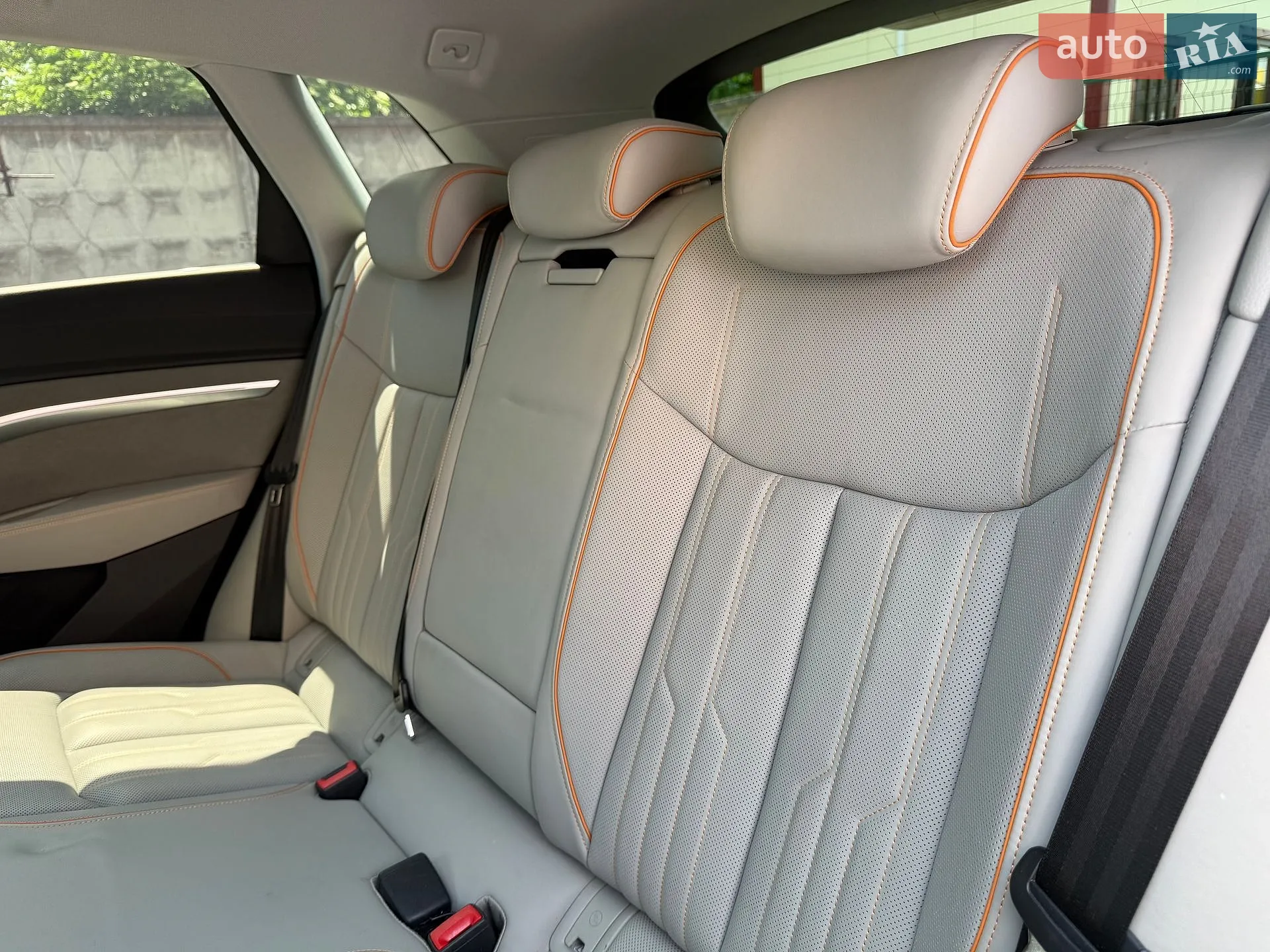 2019 Audi e-tron - мініатюра 35
