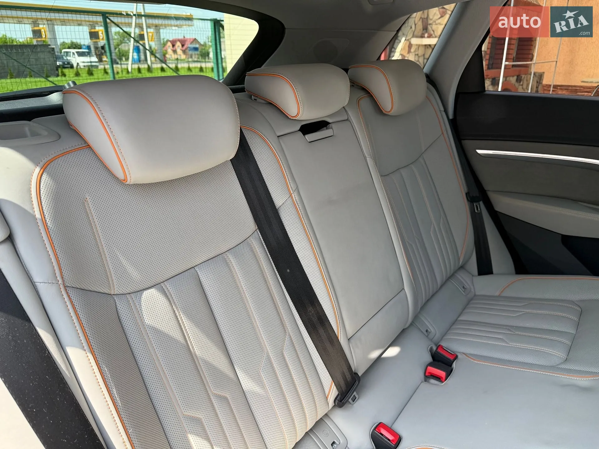 2019 Audi e-tron - мініатюра 33