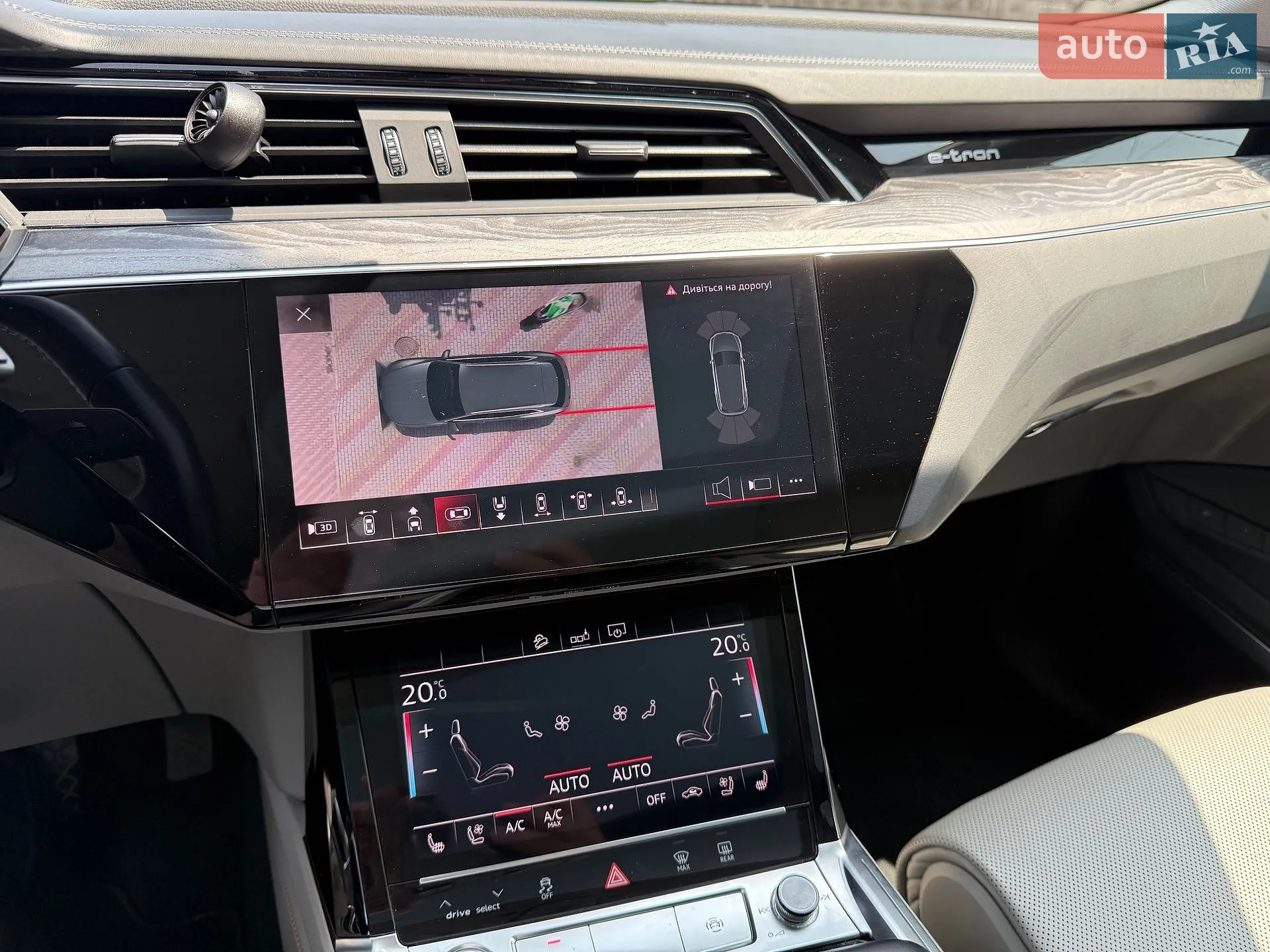 2019 Audi e-tron - мініатюра 44
