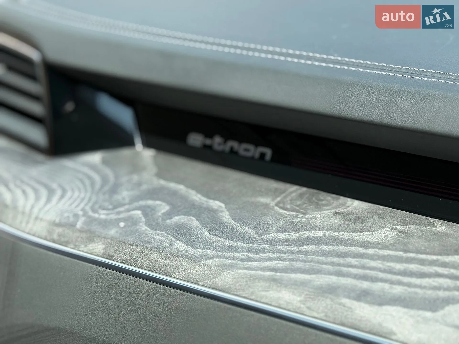 2019 Audi e-tron - мініатюра 48