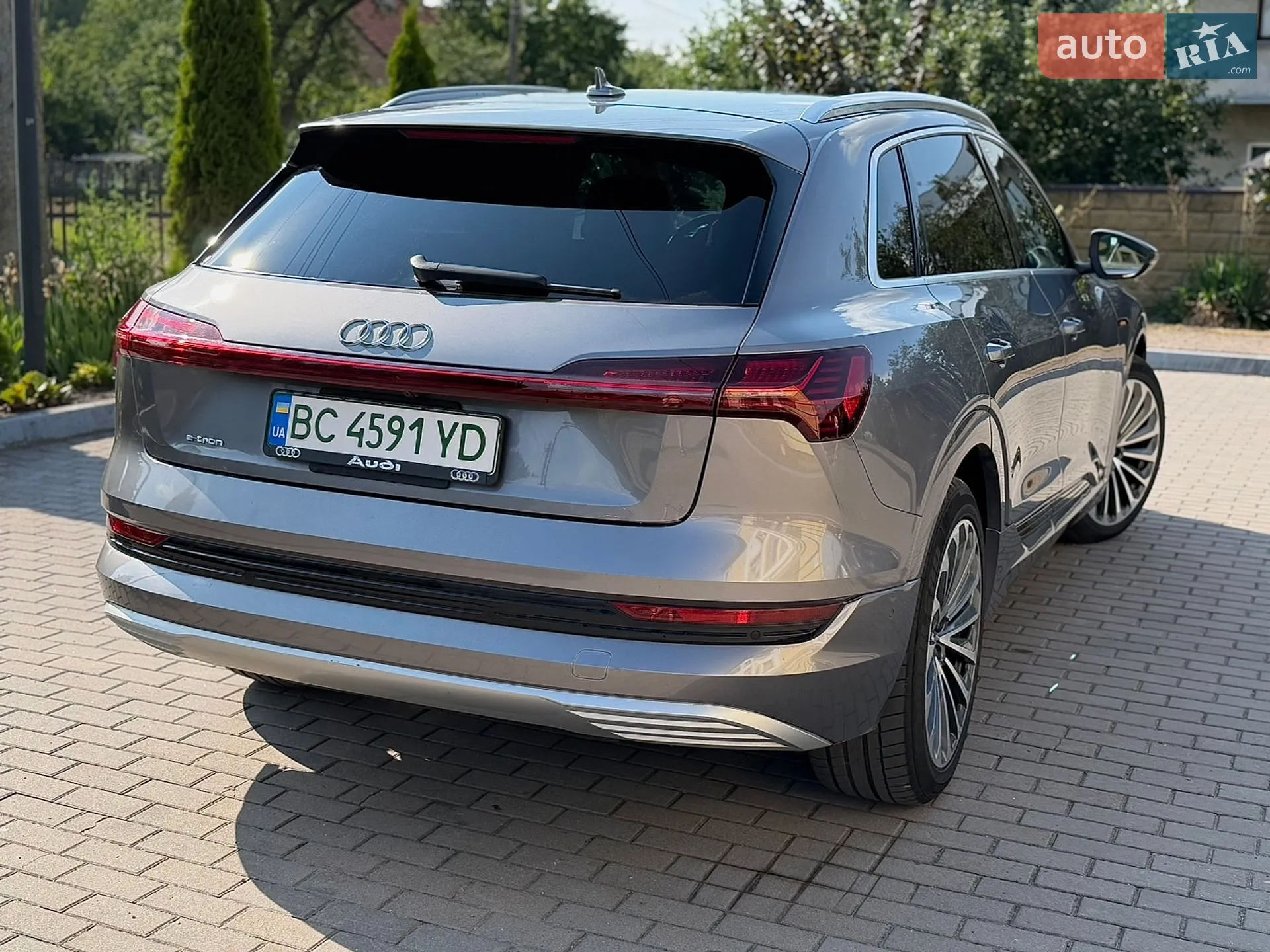 2019 Audi e-tron - мініатюра 4