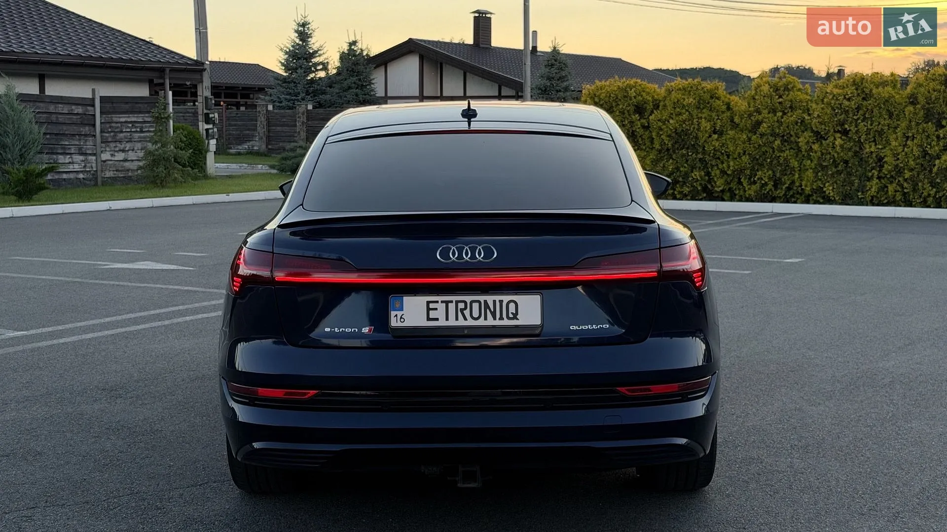 2020 Audi e-tron - мініатюра 8