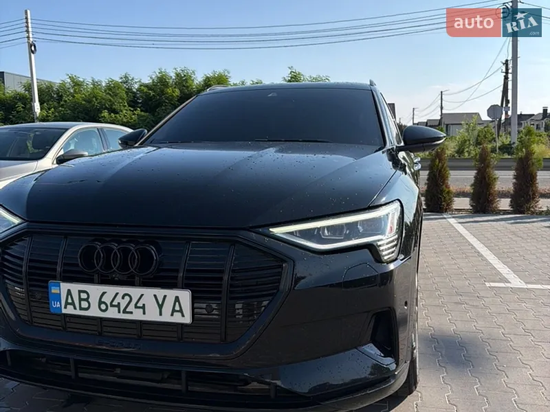 Audi e-tron 2019