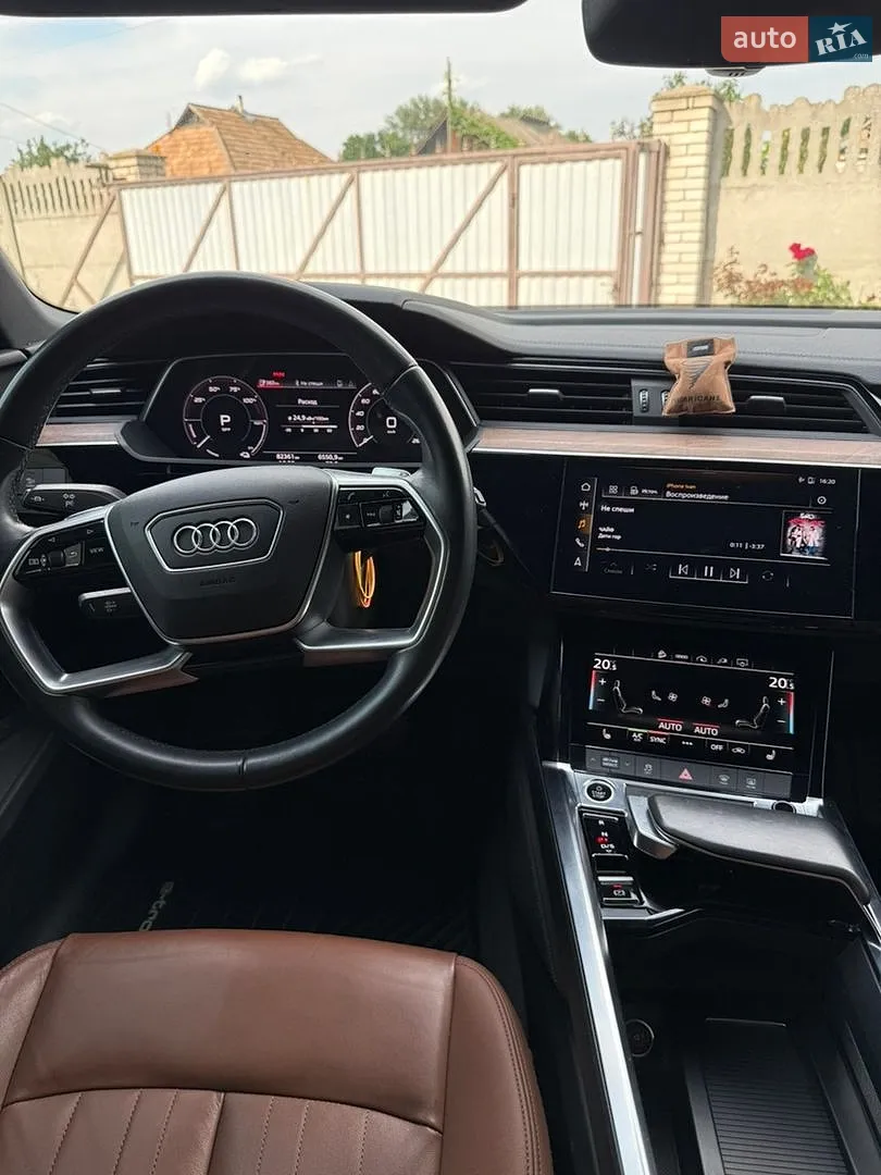 2020 Audi e-tron - мініатюра 17