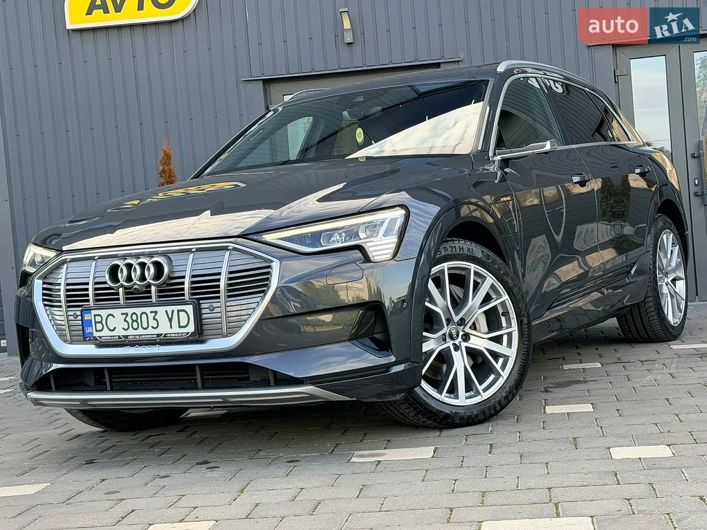 2020 Audi e-tron - мініатюра 6