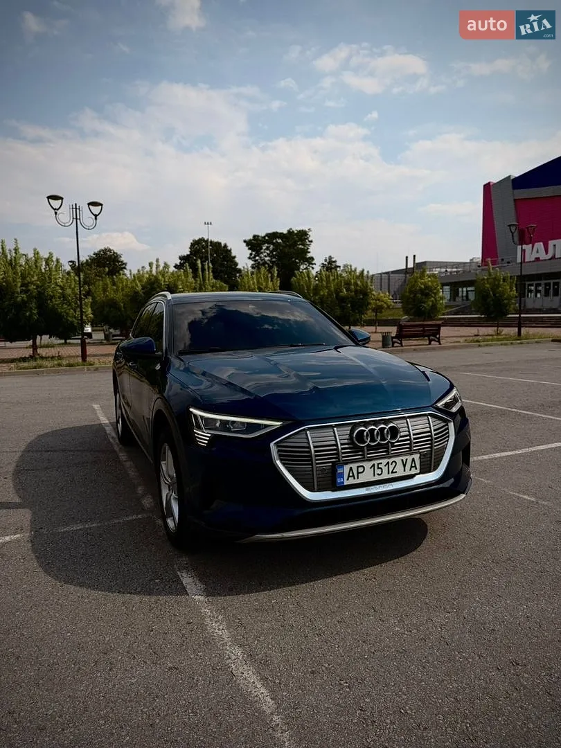 2020 Audi e-tron - мініатюра 3