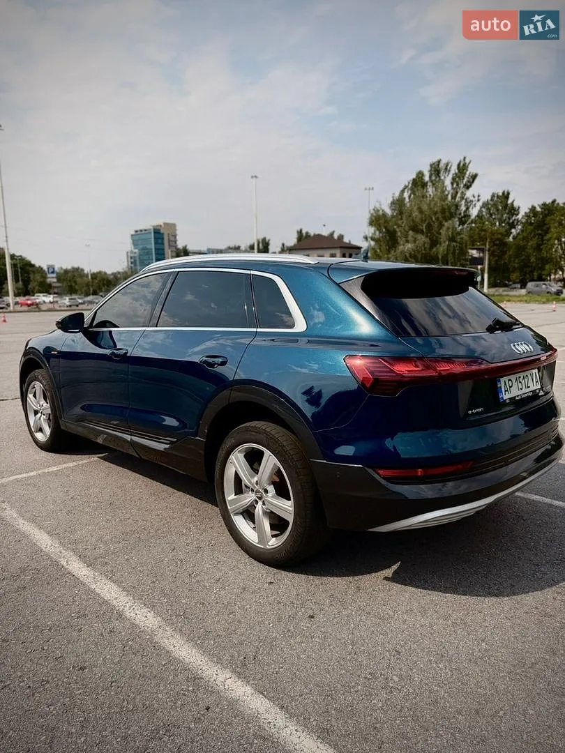 2020 Audi e-tron - мініатюра 5