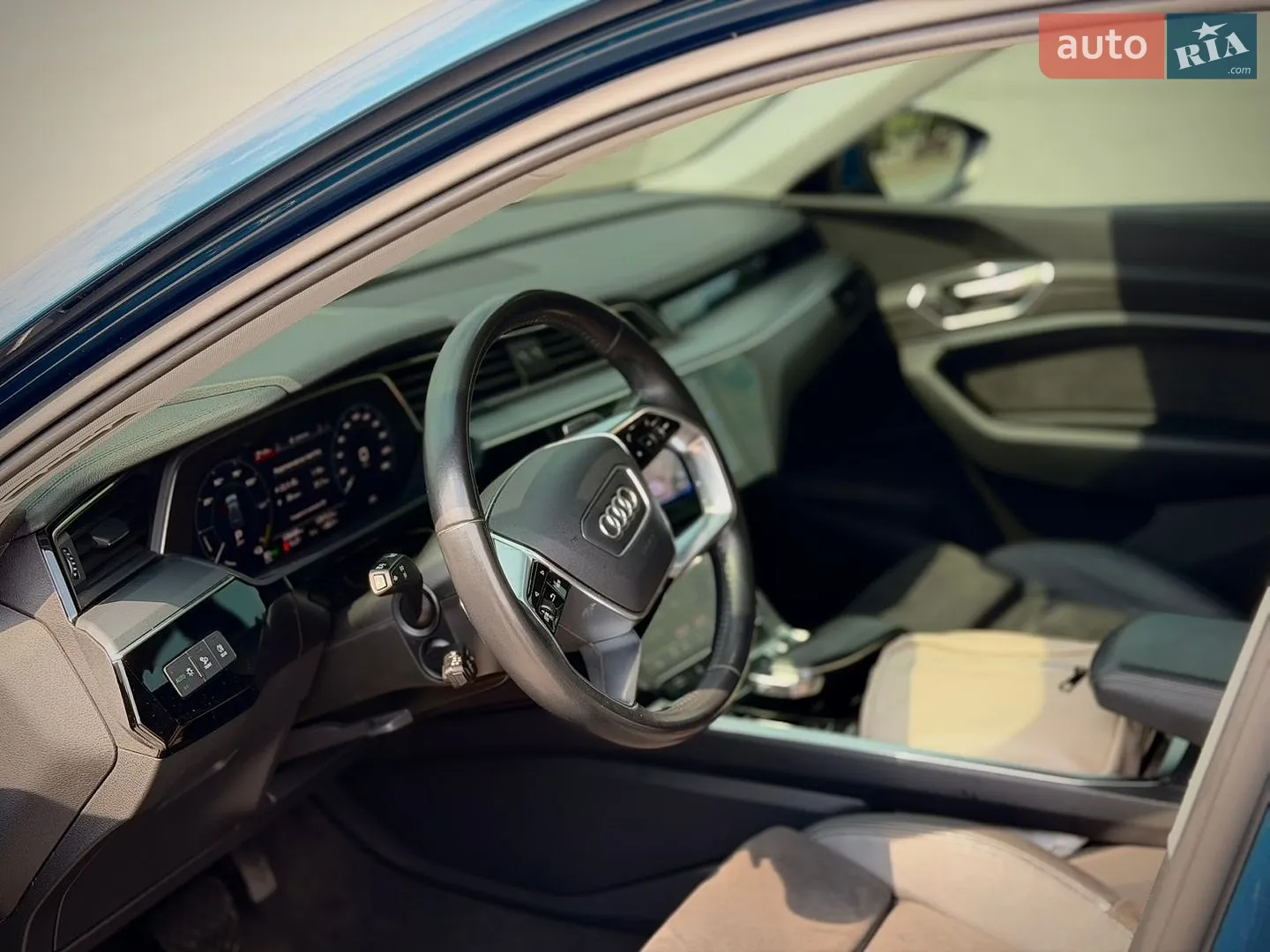 2020 Audi e-tron - мініатюра 6