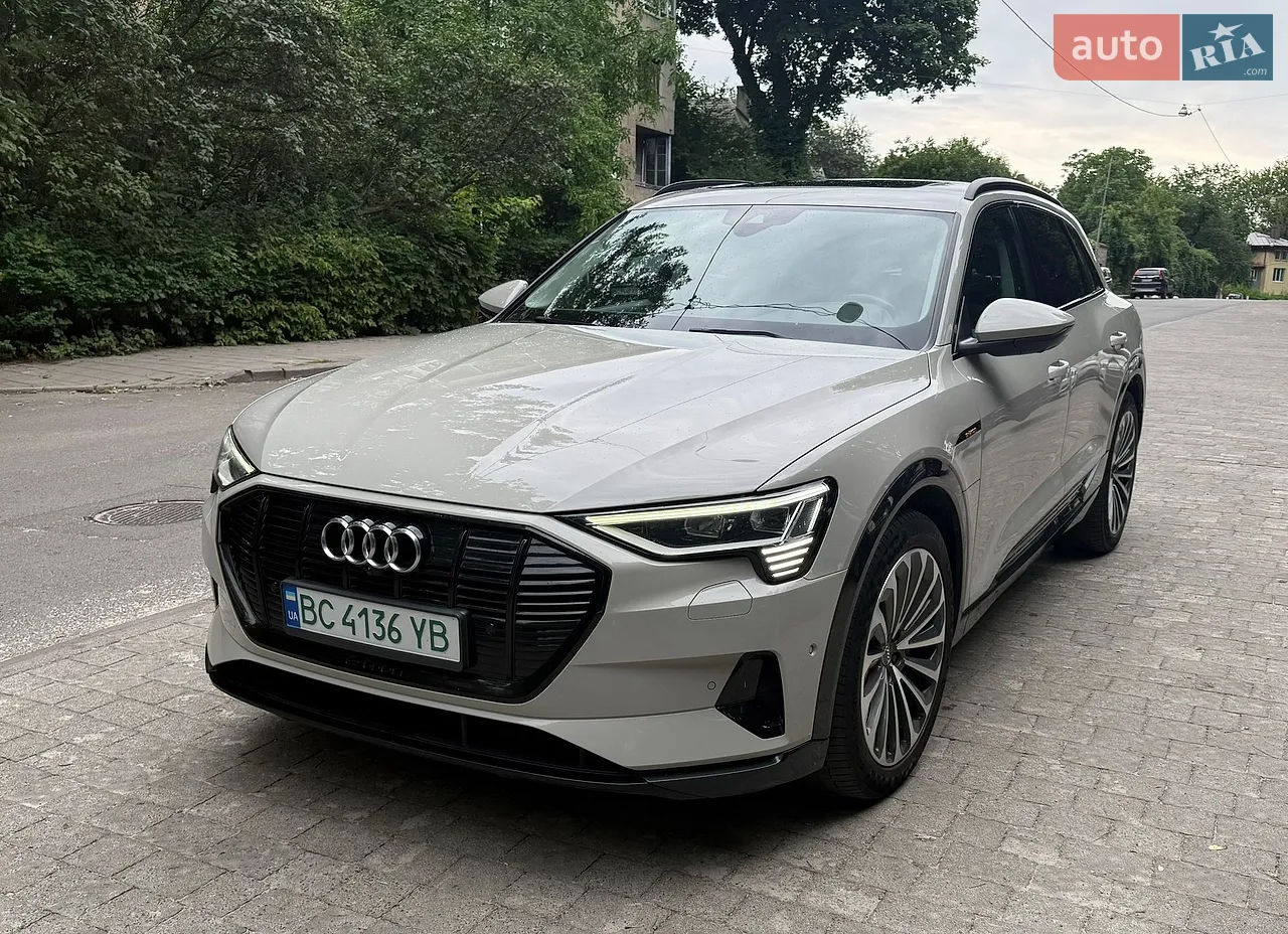 2020 Audi e-tron - мініатюра 200