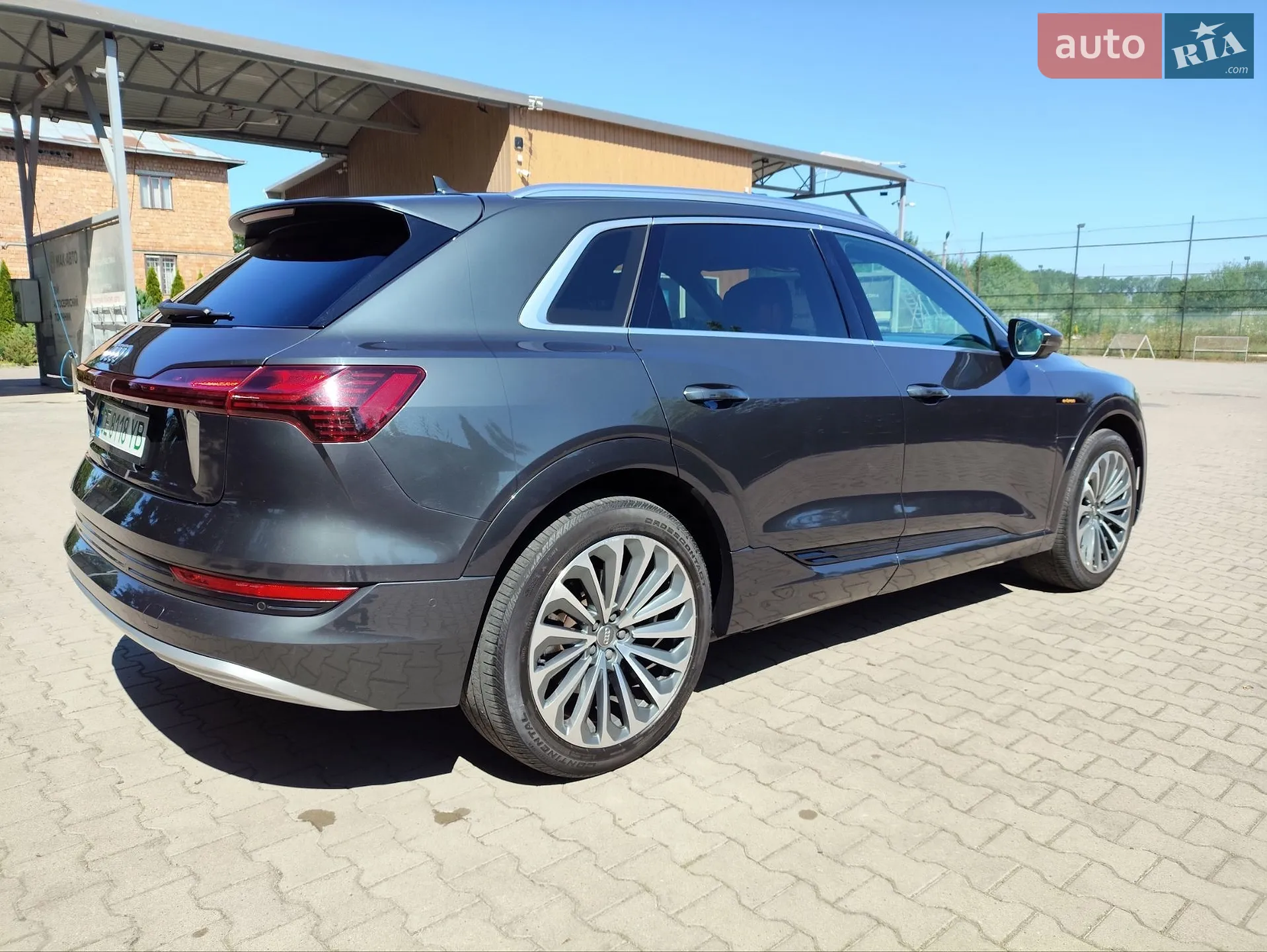 2019 Audi e-tron - мініатюра 6