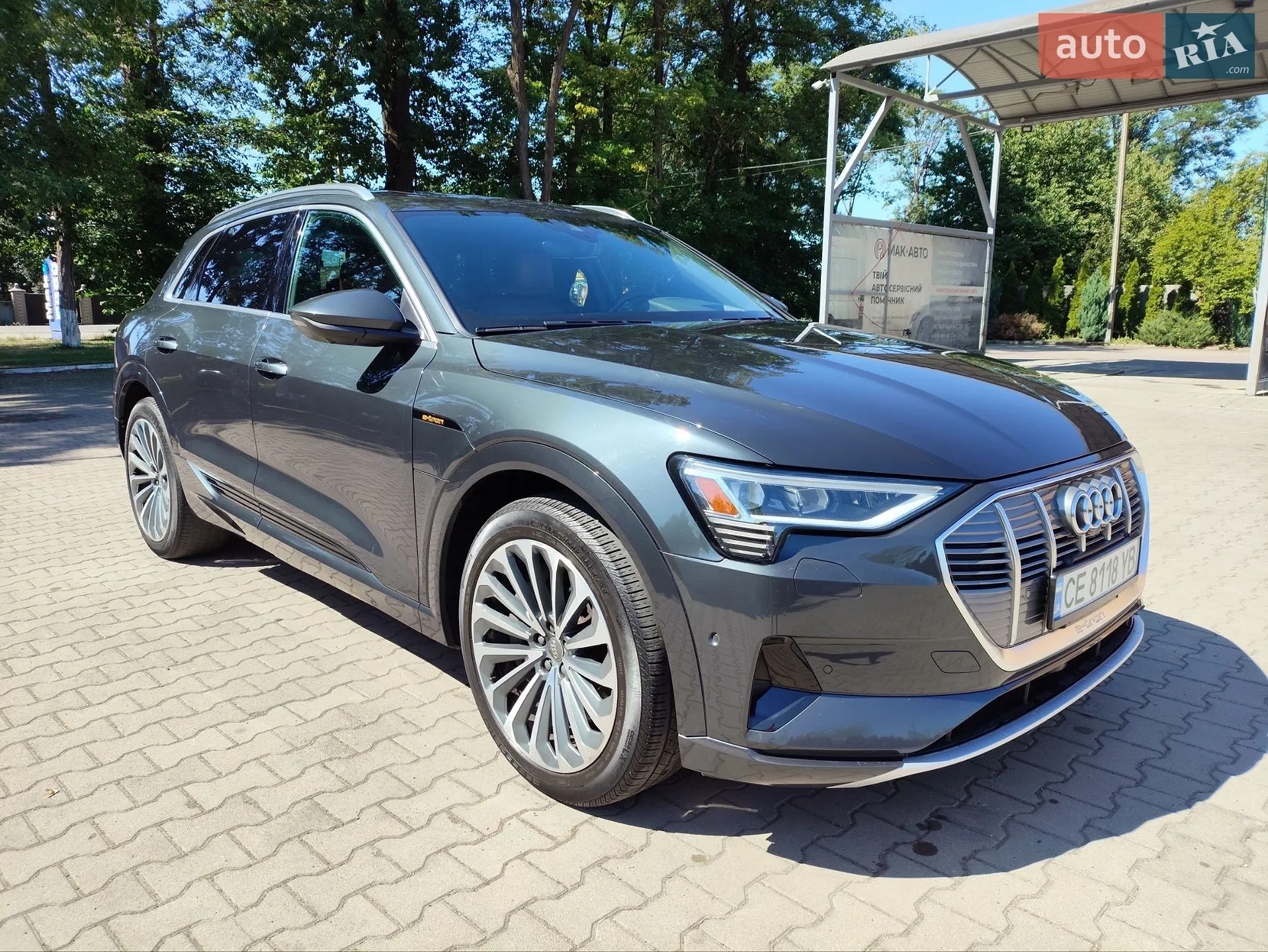 2019 Audi e-tron - мініатюра 3