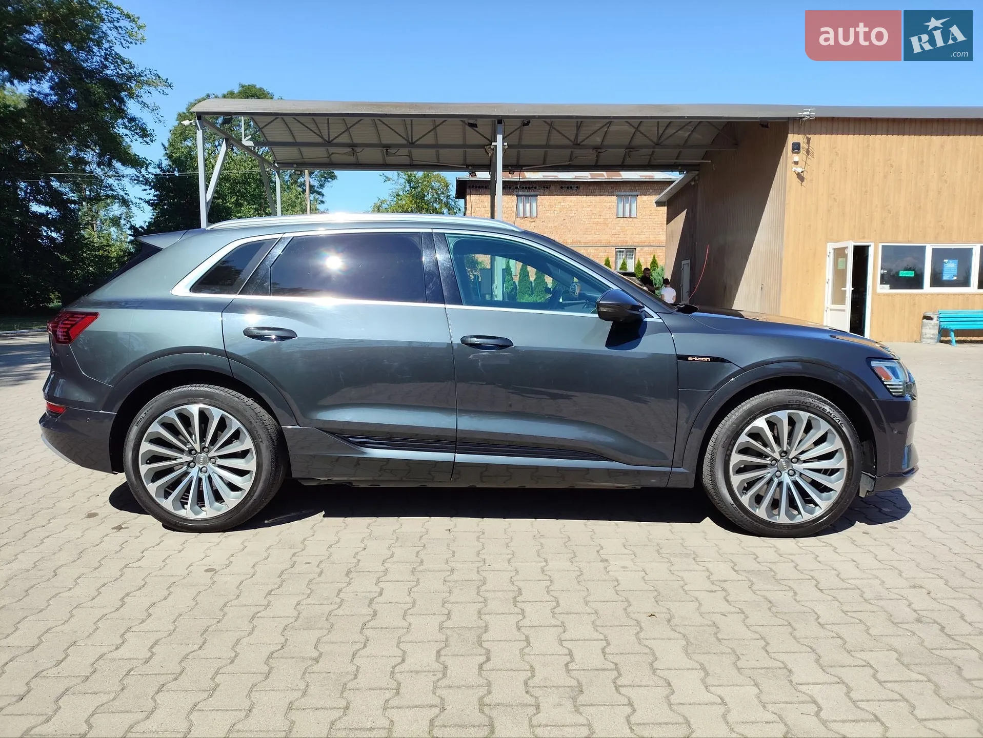 2019 Audi e-tron - мініатюра 5