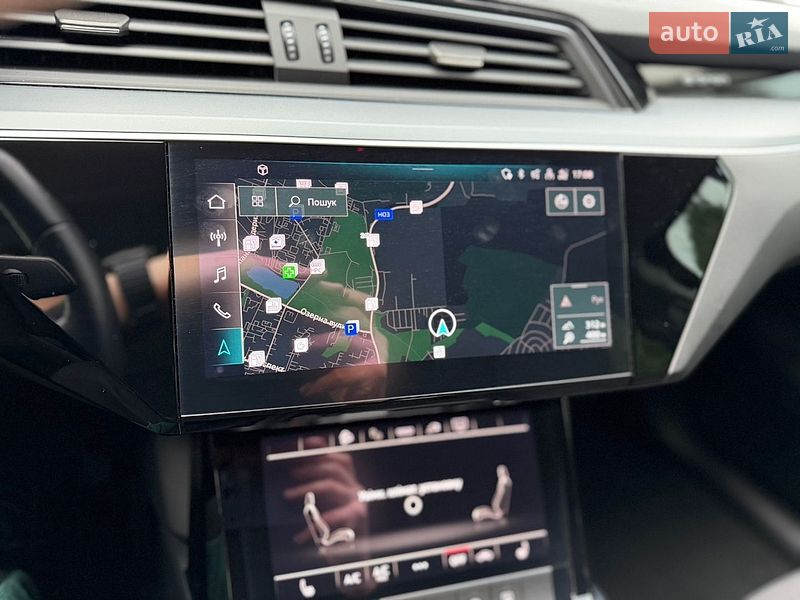 Позашляховик / Кросовер Audi e-tron 2022 в Хмельницькому