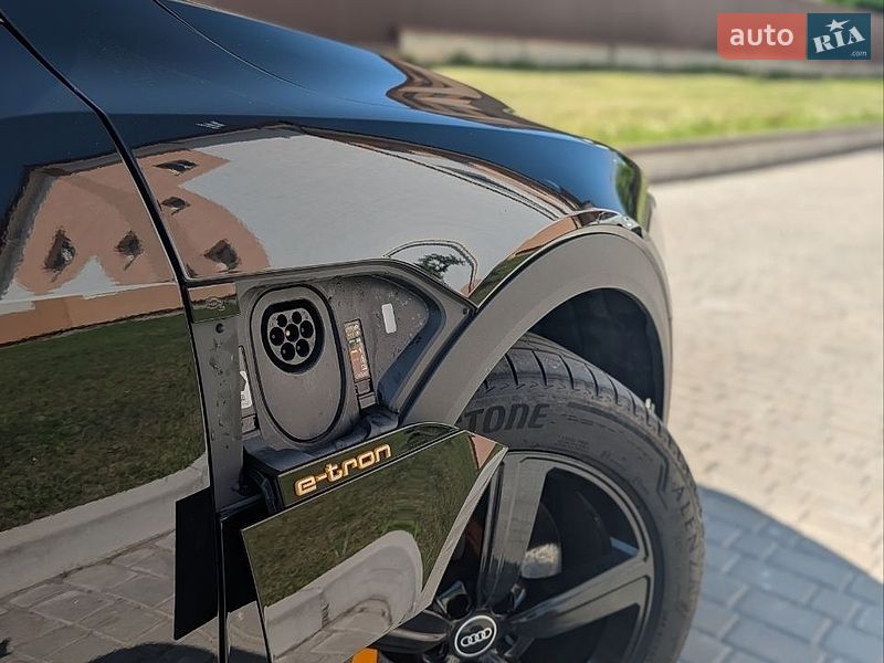Внедорожник / Кроссовер Audi e-tron 2022 в Львове