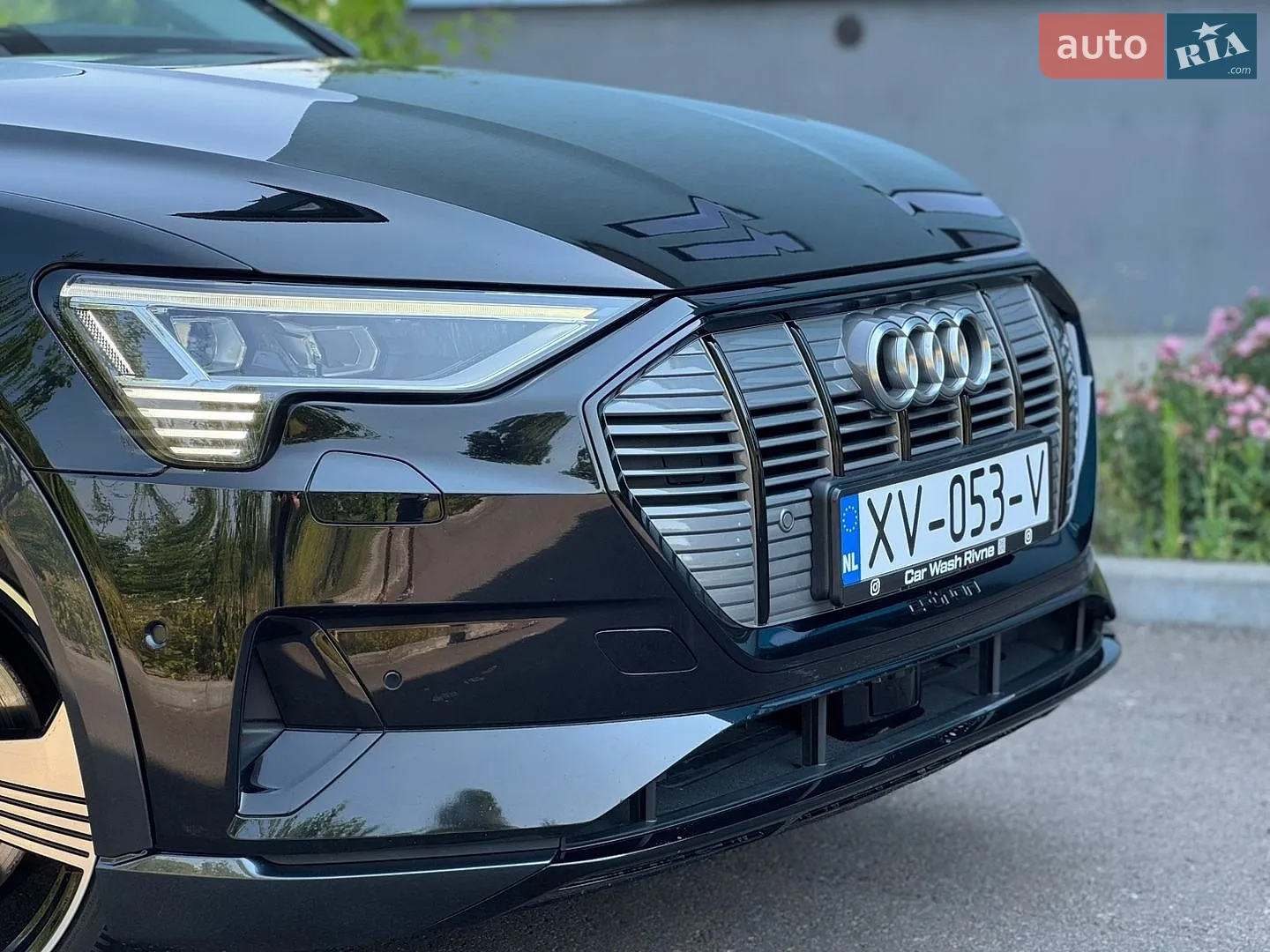 2019 Audi e-tron - мініатюра 11
