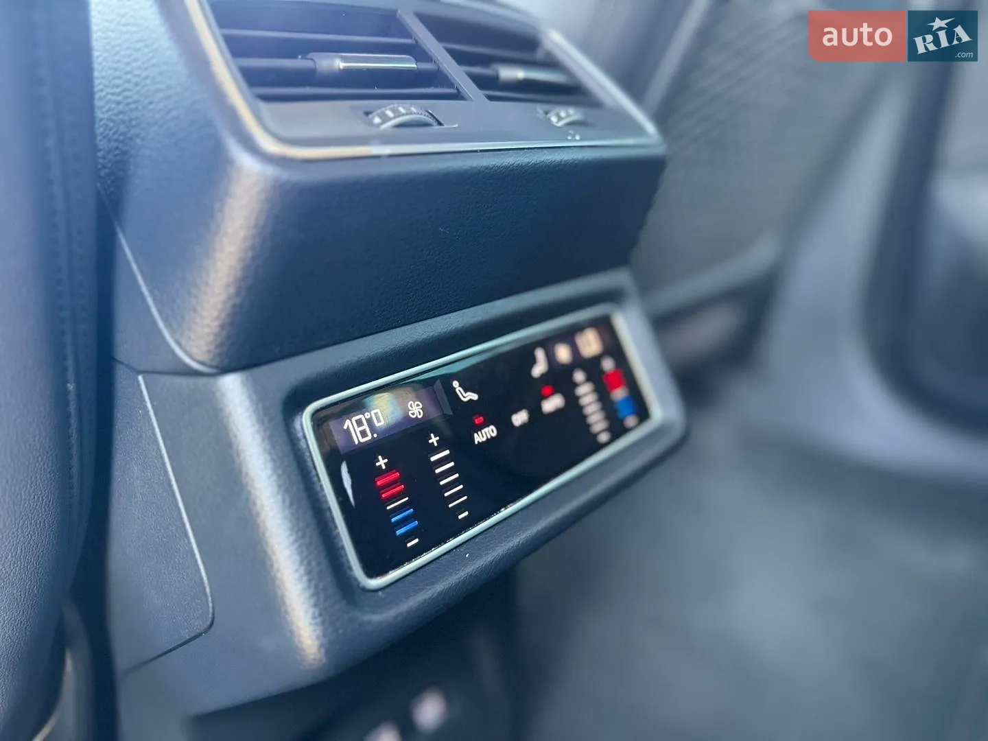 2019 Audi e-tron - мініатюра 29
