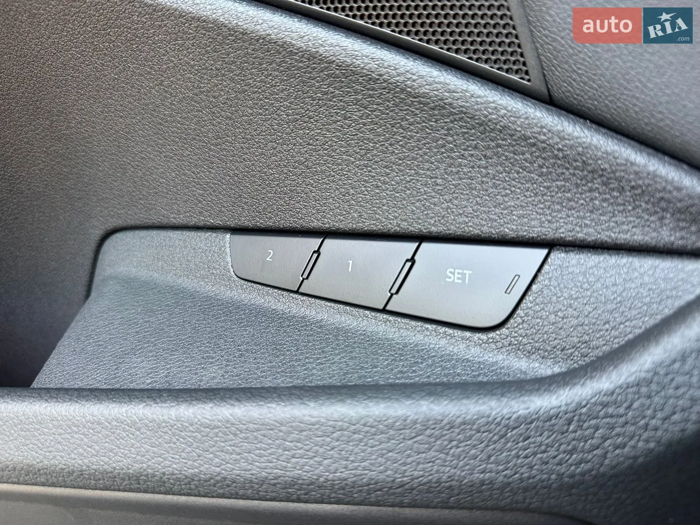 2019 Audi e-tron - мініатюра 27