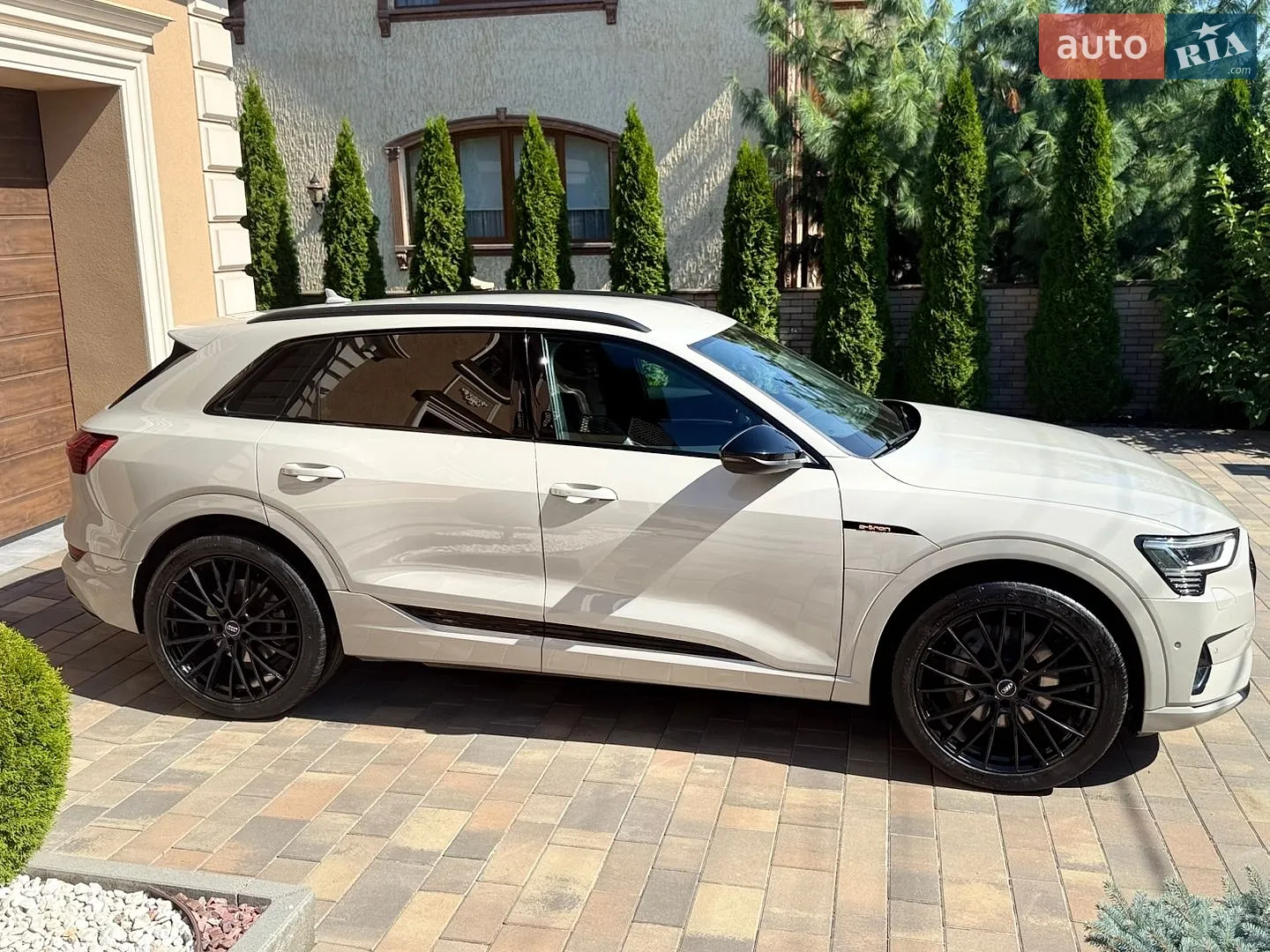 2019 Audi e-tron - мініатюра 7