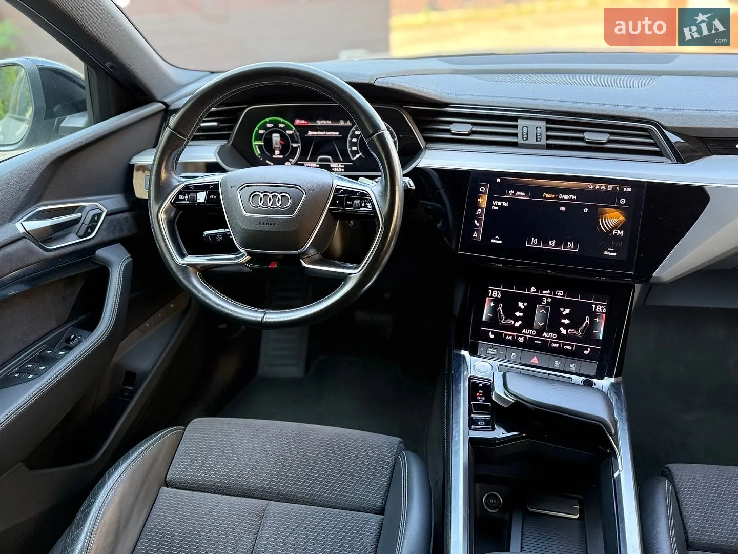 2019 Audi e-tron - мініатюра 61