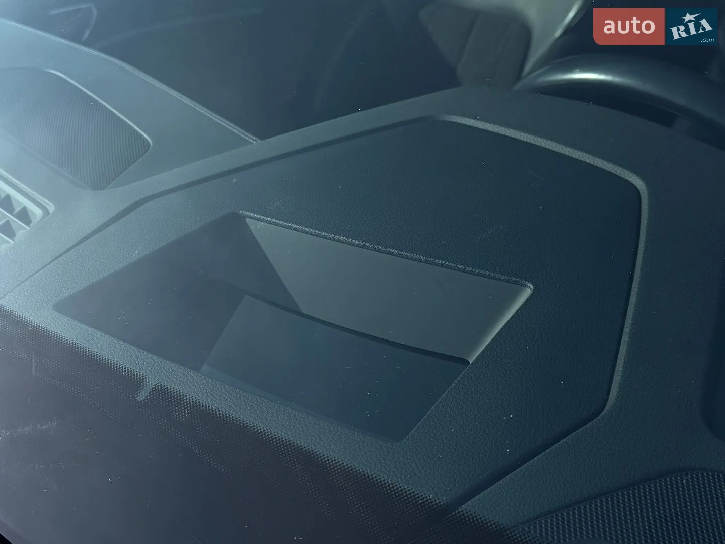 2020 Audi e-tron - мініатюра 28
