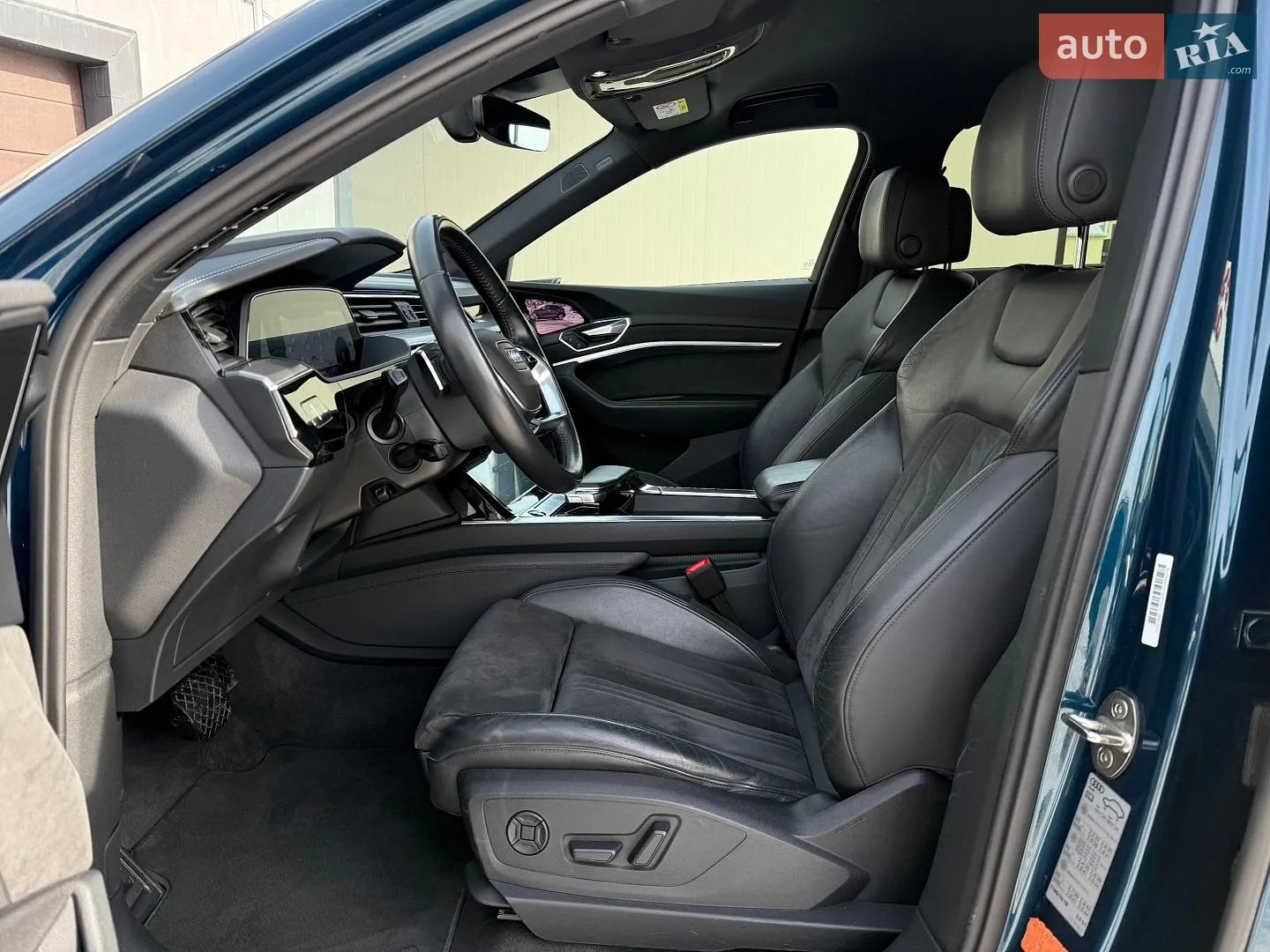 2020 Audi e-tron - мініатюра 45
