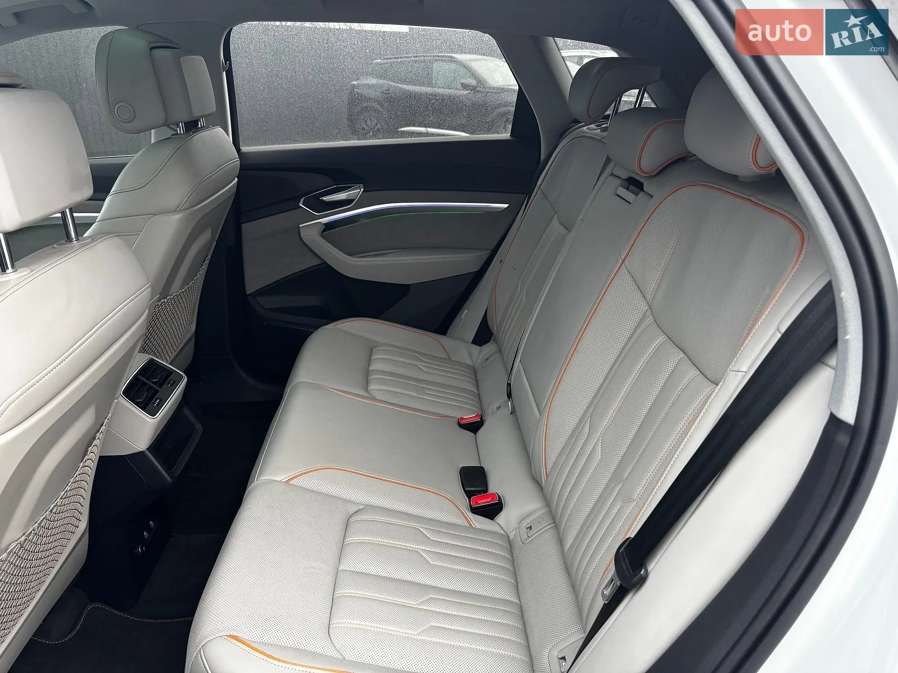 2021 Audi e-tron - мініатюра 28