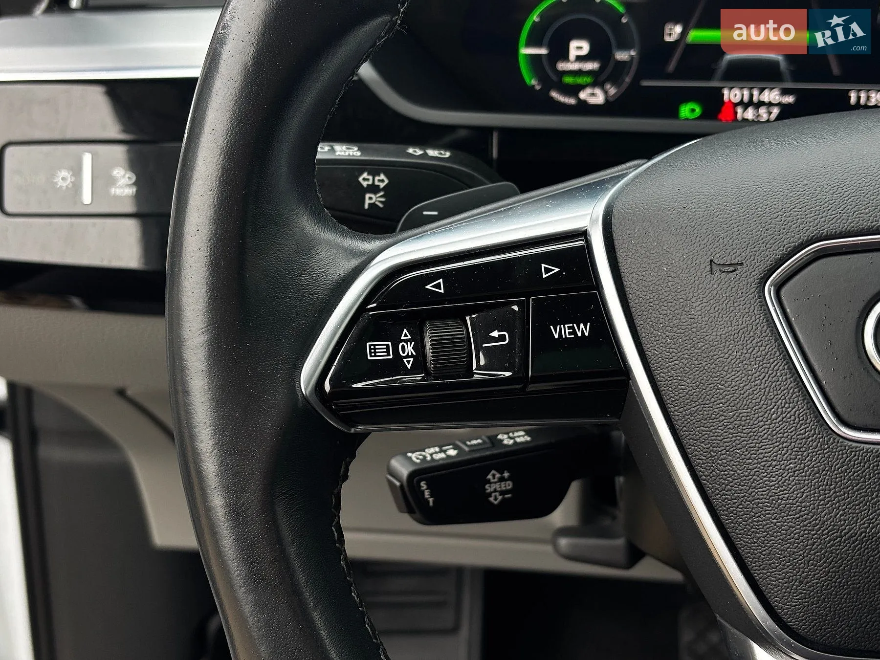2021 Audi e-tron - мініатюра 13