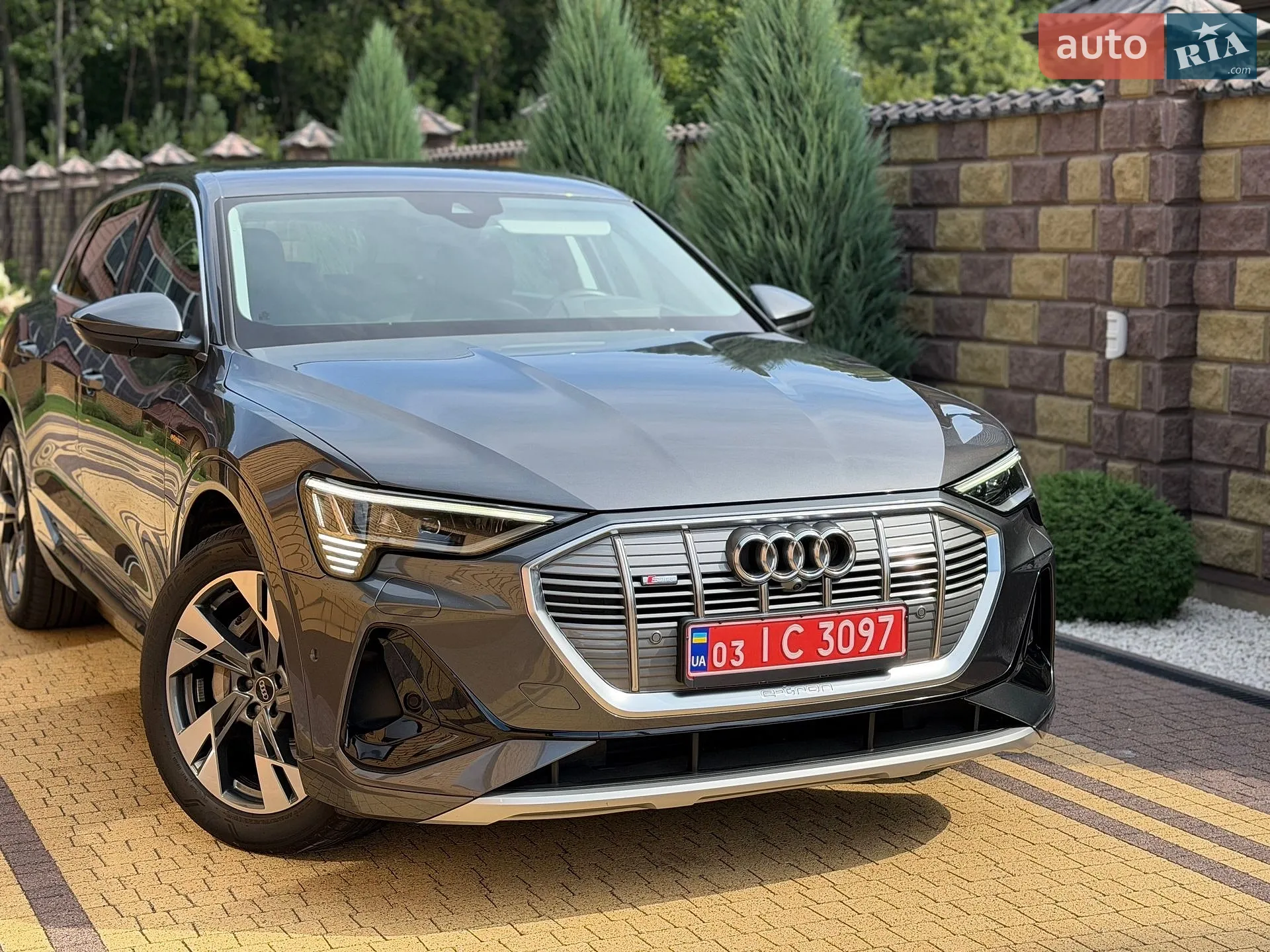 2022 Audi e-tron - мініатюра 10