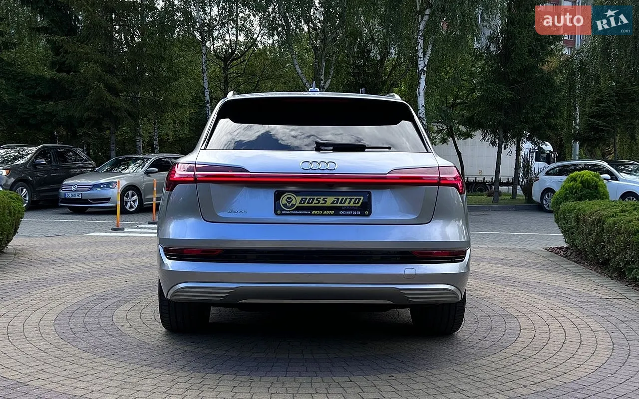 2019 Audi e-tron - мініатюра 7