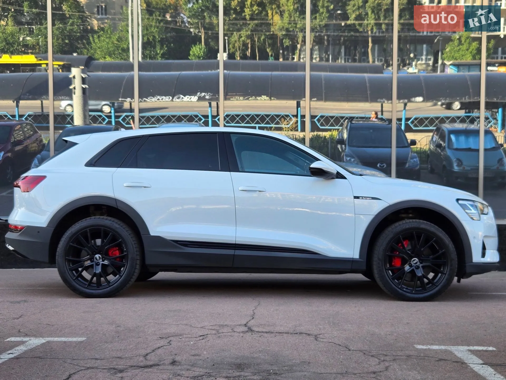 2021 Audi e-tron - мініатюра 7