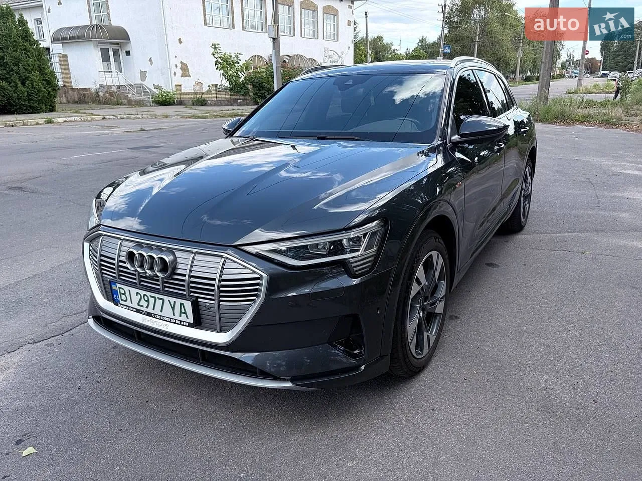 2021 Audi e-tron - мініатюра 16