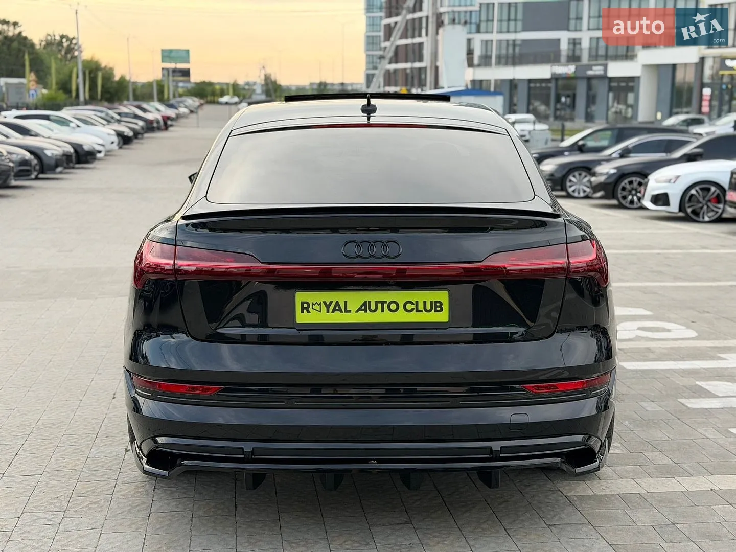 2021 Audi e-tron - мініатюра 5