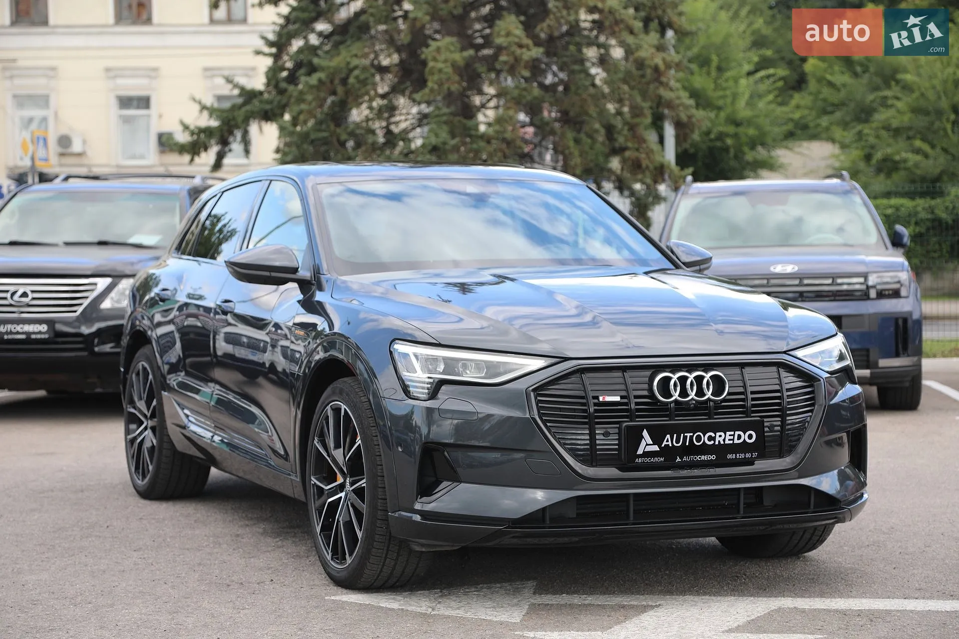2019 Audi e-tron - мініатюра 3