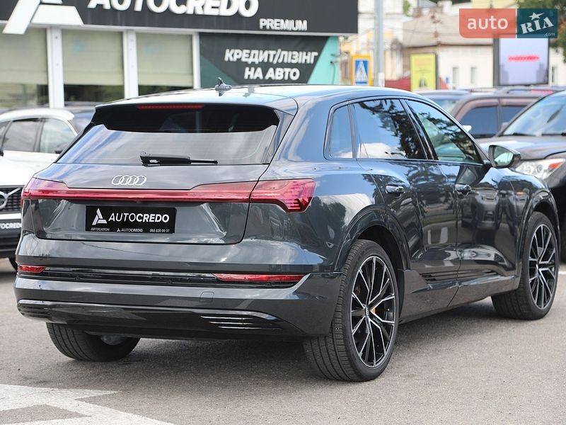 Позашляховик / Кросовер Audi e-tron 2019 в Харкові