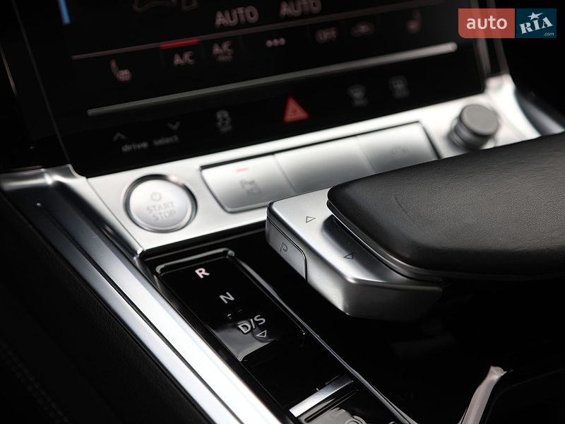 Позашляховик / Кросовер Audi e-tron 2019 в Харкові