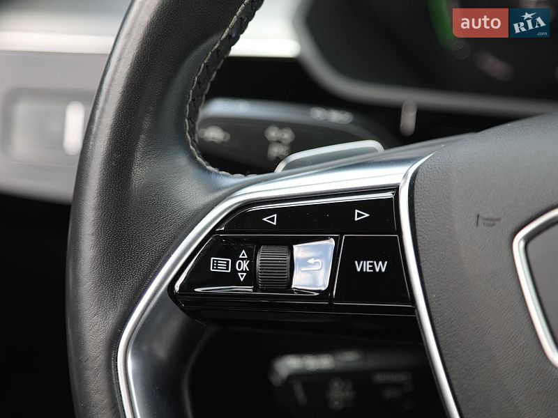 Позашляховик / Кросовер Audi e-tron 2019 в Харкові