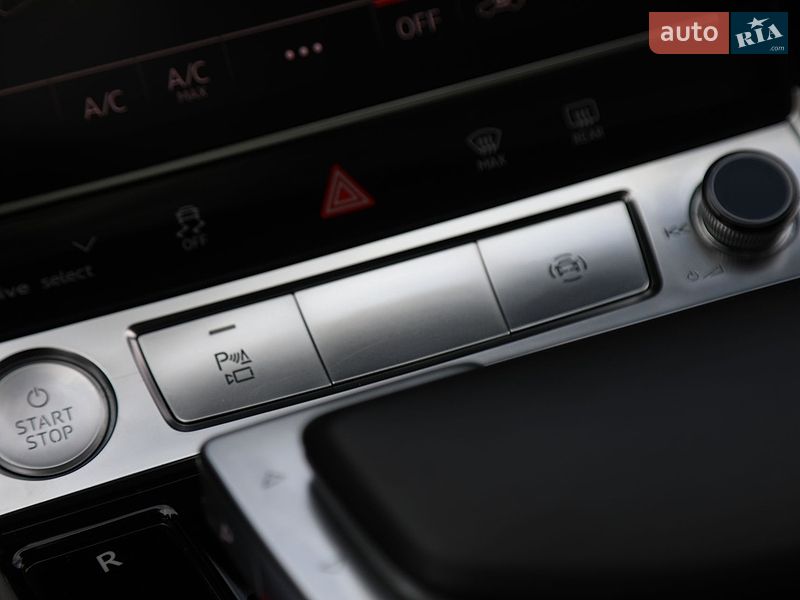 Позашляховик / Кросовер Audi e-tron 2019 в Харкові
