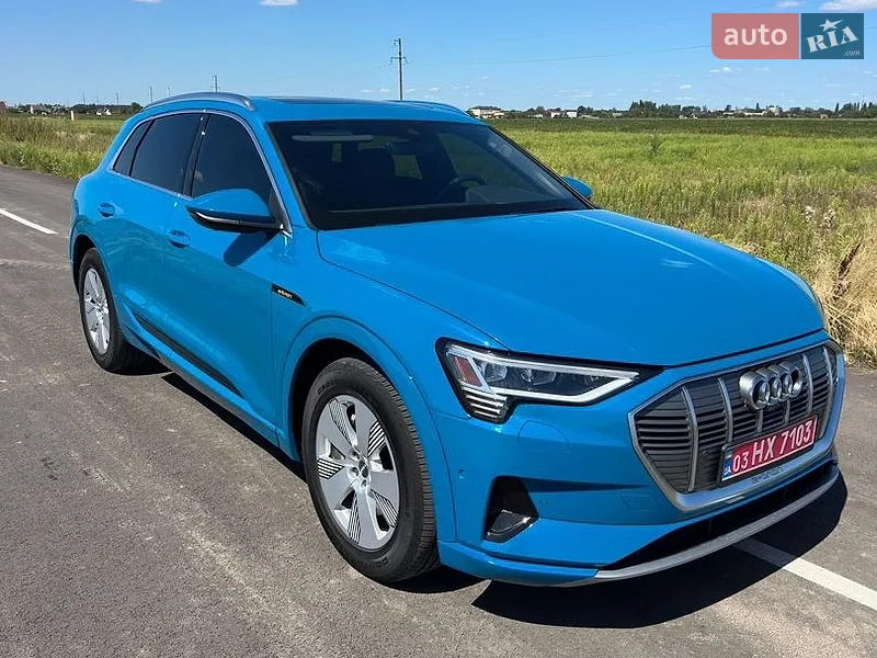 Audi e-tron 2019