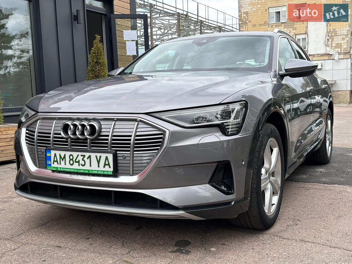 2020 Audi e-tron - мініатюра 3