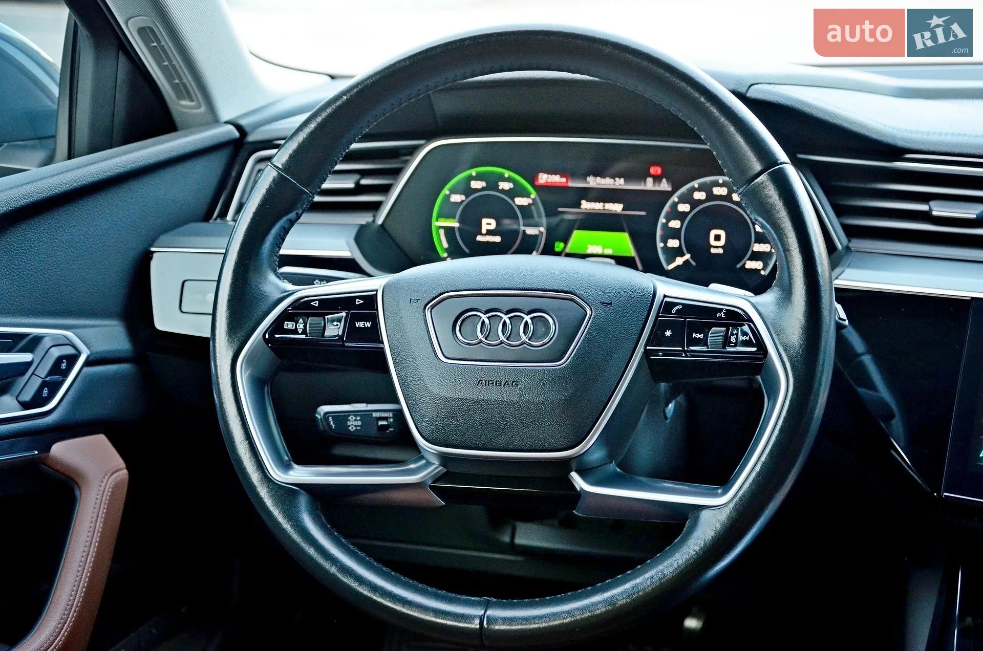 2020 Audi e-tron - мініатюра 15