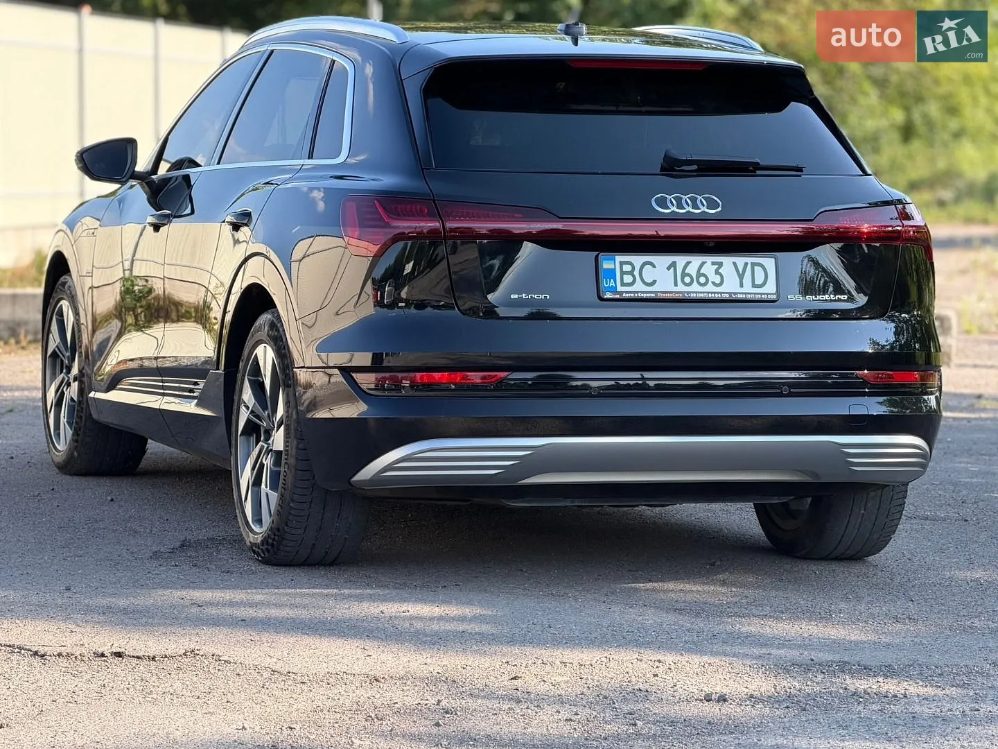2019 Audi e-tron - мініатюра 21