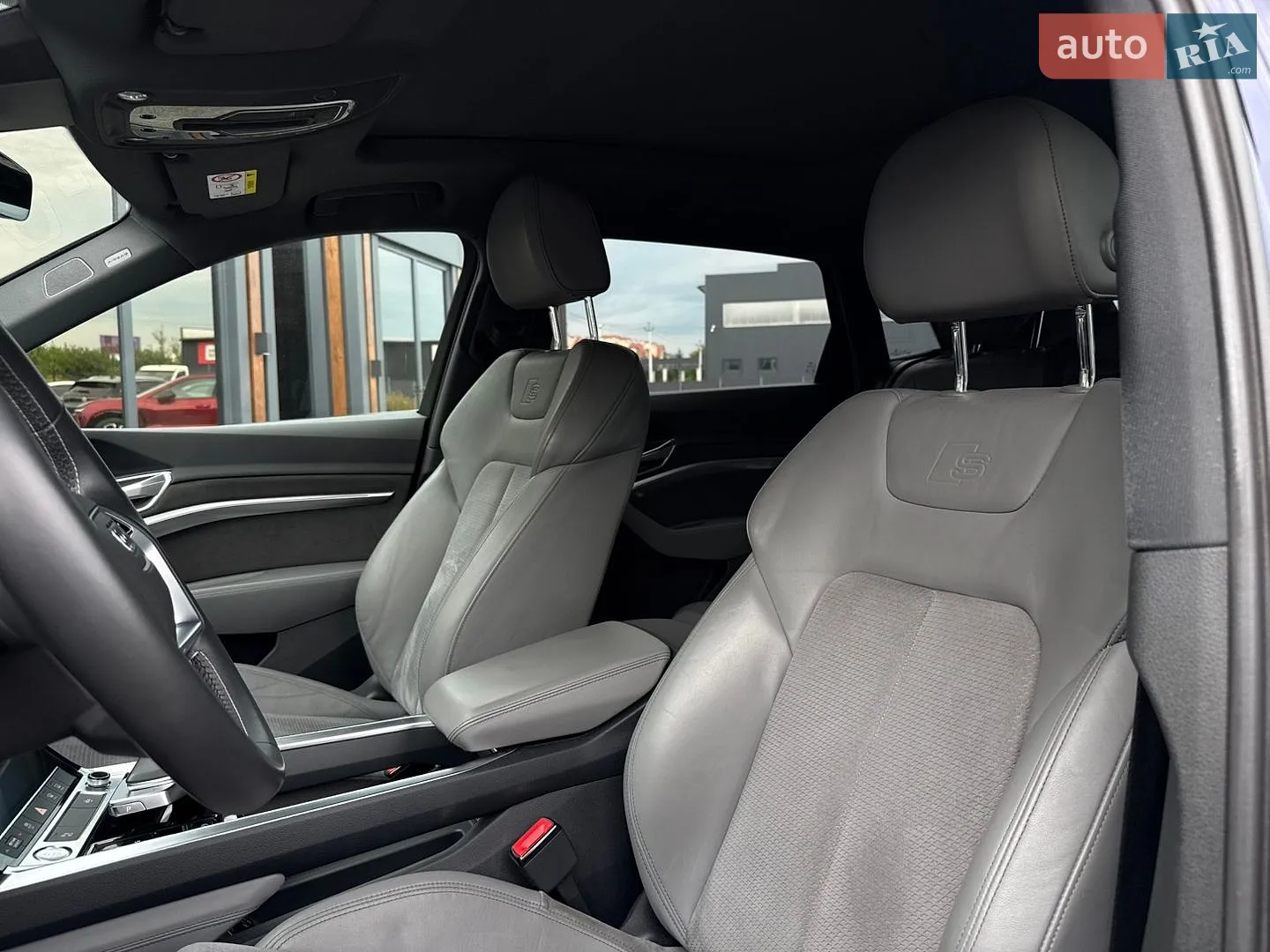 2020 Audi e-tron - мініатюра 17